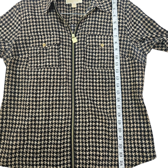 MICHAEL Michael Kors Black and Tan Houndstooth Zip Blouse - Picture 10 of 11